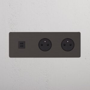 Kew Gniazdo USB-C 30 W i francusko/belgijskie typu E x 2 w potrójnej ramce – Brąz, Czarny