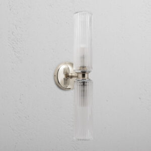 Claremont średni kinkiet ścienny z ryflowanym szkłem – Polerowany nikiel