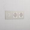 Kew Gniazdo USB-C 30 W i Schuko/Bipasso x 2 w potrójnej ramce – Polerowany nikiel, Biały