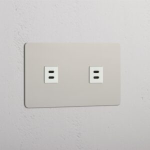 Kew Gniazdo USB-C 30 W x 2 w podwójnej ramce – Polerowany nikiel, Biały
