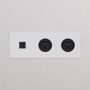 Kew Gniazdo USB-C 30W i szwajcarskie typu J x 2 w potrójnej ramce – Do malowania, Czarny