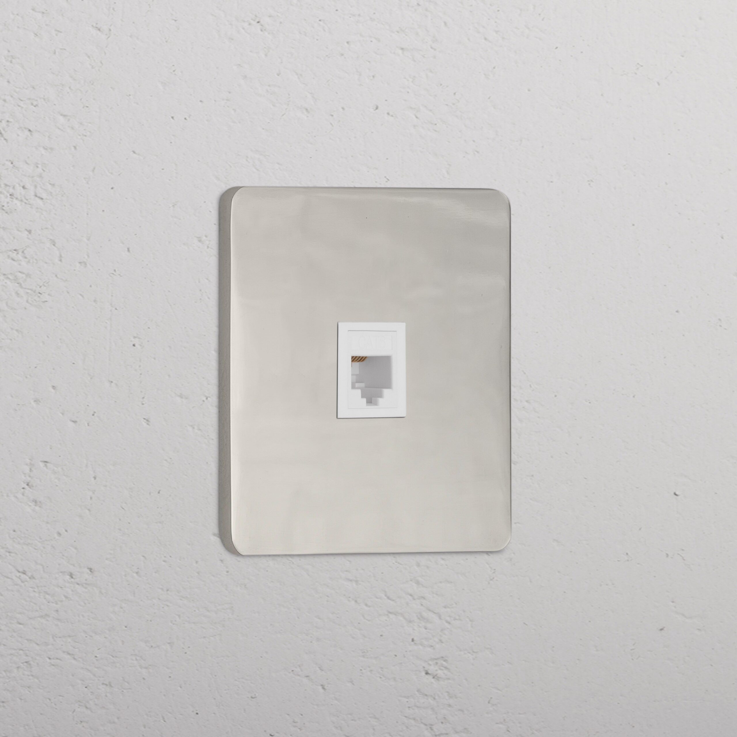 Grove Gniazdo RJ45 w pojedynczej ramce – Polerowany nikiel, Biały