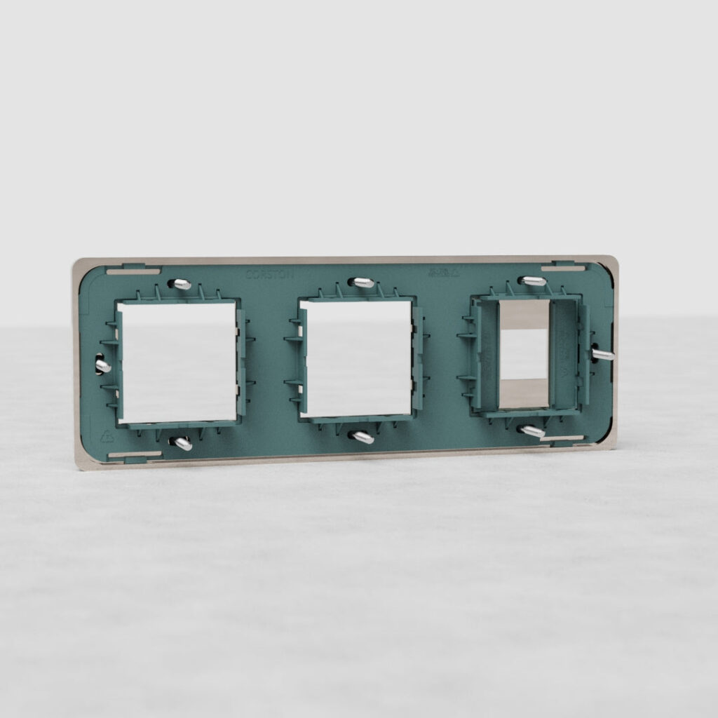 Grove Potrójna ramka modułowa na 2 x 45 mm moduły oraz 1 x keystone – Polerowany nikiel