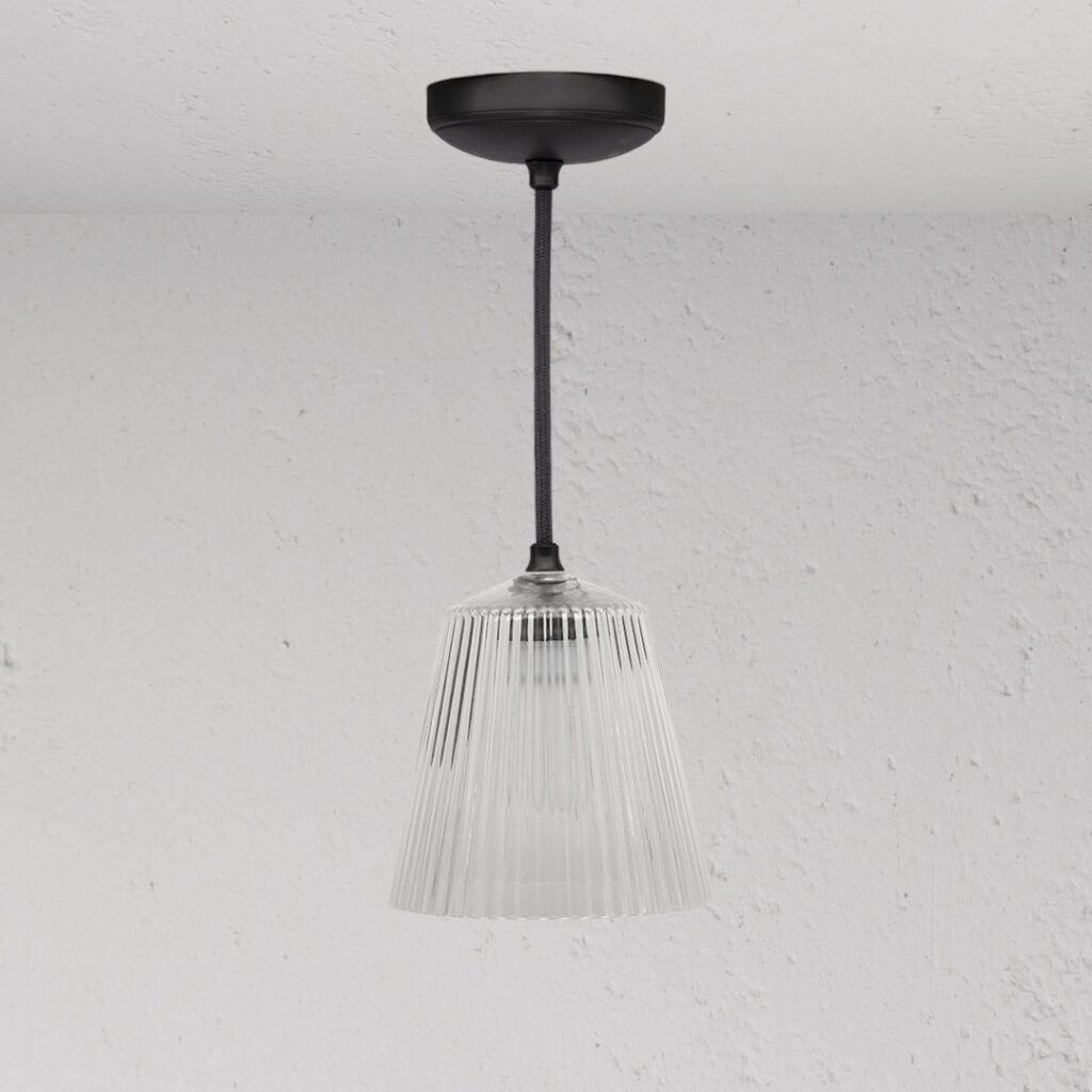 Richmond średnia lampa wisząca z ryflowanym szkłem – Brąz