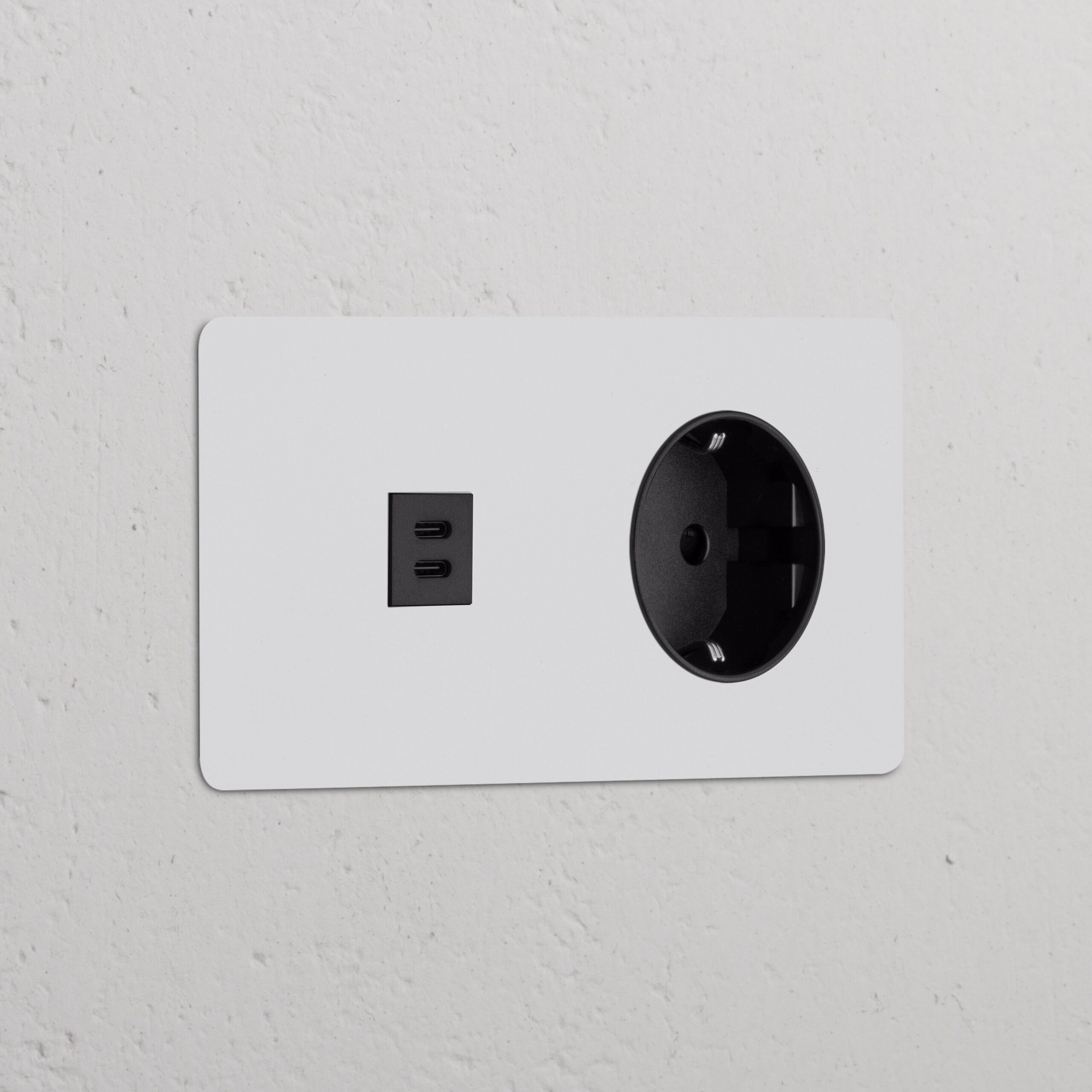 Kew Gniazdo USB-C 30 W i Schuko typu F x 2 w podwójnej ramce – Do malowania, Czarny