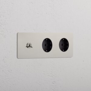 Grove Włącznik dźwigniowy i gniazdo Schuko typu F x 2 w potrójnej ramce – Polerowany nikiel, Czarny