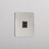 Grove Gniazdo USB-C 30 W w pojedynczej ramce – Polerowany nikiel, Czarny