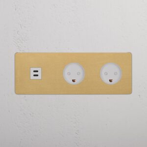 Kew Gniazdo USB-C 30 W i duńskie typu K x 2 w potrójnej ramce – Antyczny mosiądz, Biały