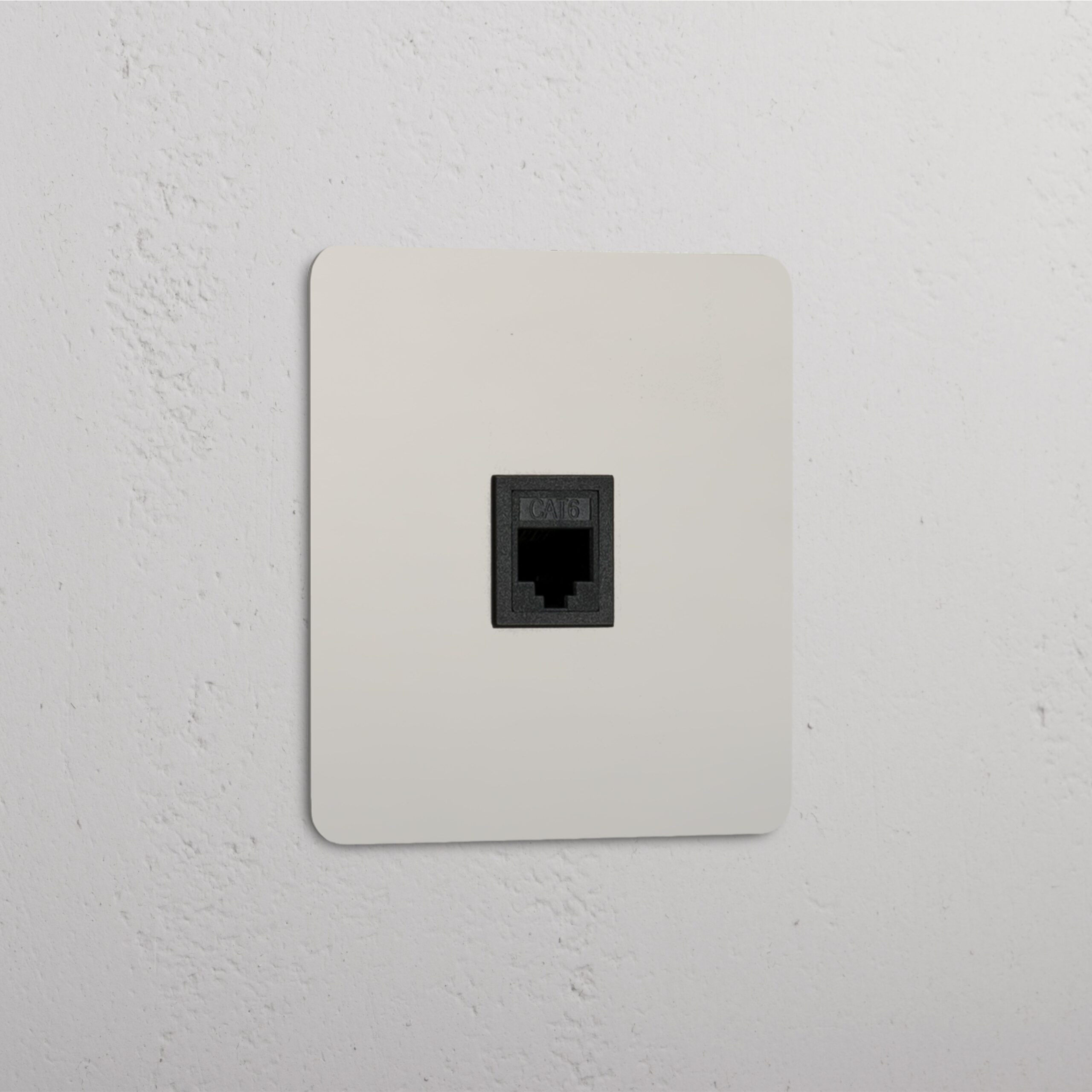 Kew Gniazdo RJ45 w pojedynczej ramce – Polerowany nikiel, Czarny