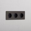 Grove Gniazdo Schuko/Bipasso x 3 w potrójnej ramce – Brąz, Czarny