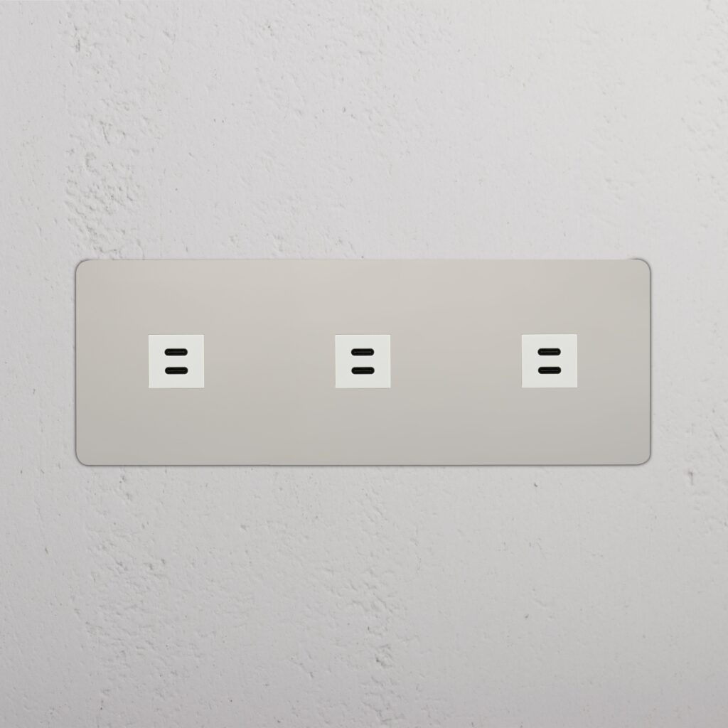Kew Gniazdo USB-C 30 W x 3 w potrójnej ramce – Polerowany nikiel, Biały