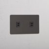 Kew Gniazdo USB-C 30 W x 2 w podwójnej ramce – Brąz, Czarny