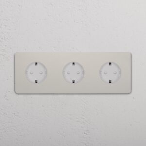 Grove Gniazdo Schuko typu F x 3 w potrójnej ramce – Polerowany nikiel, Biały