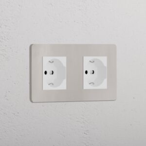 Grove Gniazdo Schuko/Bipasso x 2 w podwójnej ramce – Polerowany nikiel, Biały