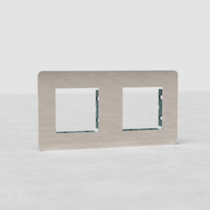 Grove Podwójna ramka modułowa na 2 x 45 mm moduły – Polerowany nikiel