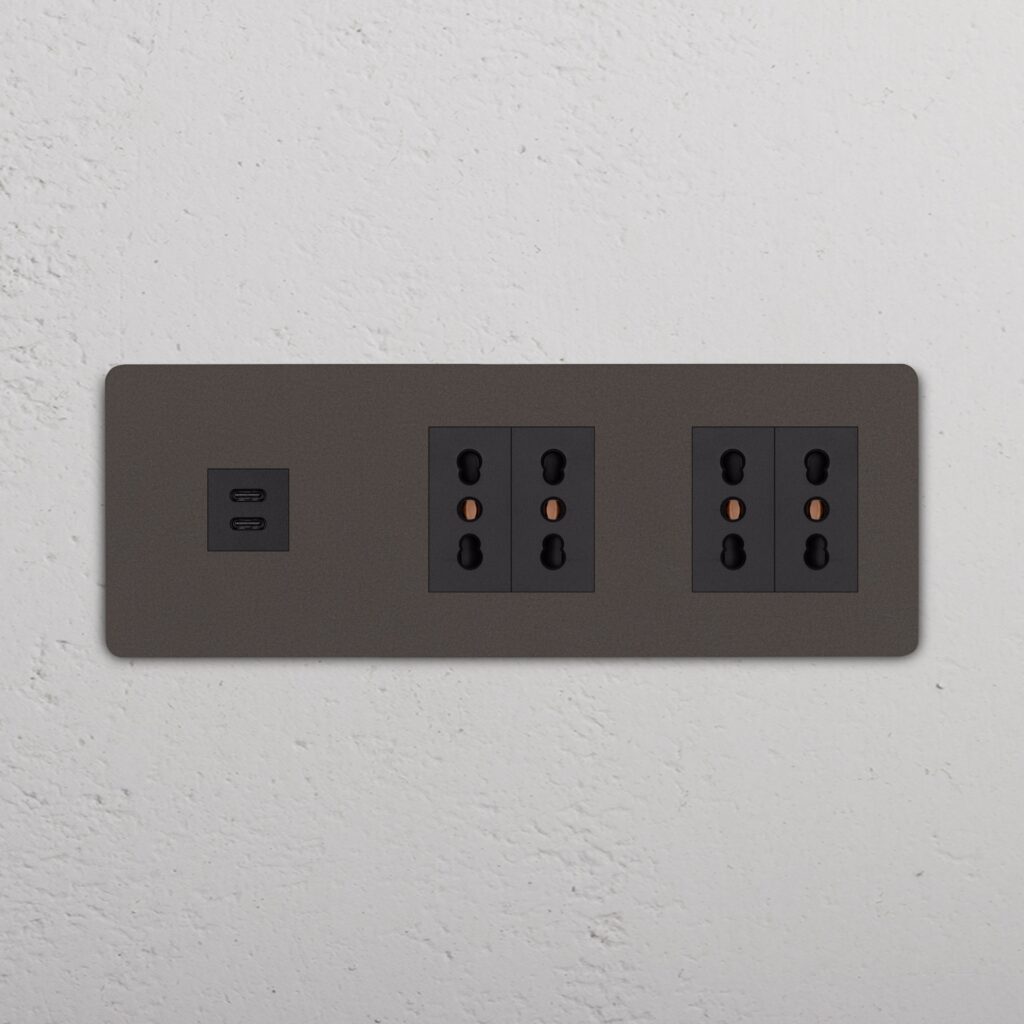 Grove Gniazdo USB-C 30 W i Bipasso x 4 w potrójnej ramce – Brąz, Czarny