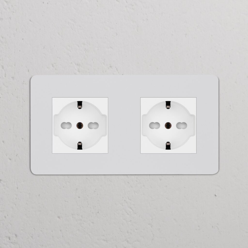 Kew Gniazdo Schuko/Bipasso x 2 w podwójnej ramce – Do malowania, Biały
