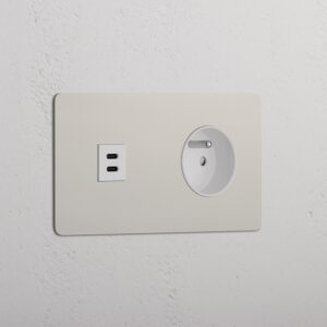 Kew Gniazdo USB-C 30 W i francusko/belgijskie typu E w podwójnej ramce – Polerowany nikiel, Biały