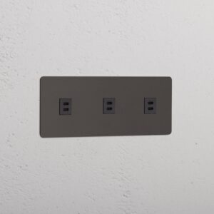 Kew Gniazdo USB-C 30 W x 3 w potrójnej ramce – Brąz, Czarny