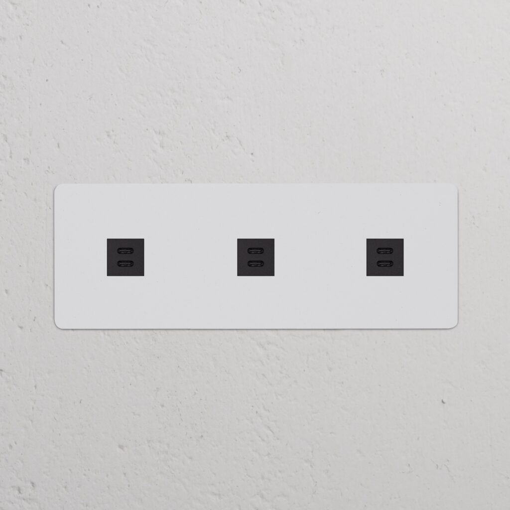 Kew Gniazdo USB-C 30 W x 3 w potrójnej ramce – Do malowania, Czarny