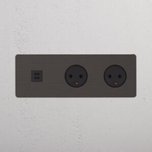 Kew Gniazdo USB-C 30 W i duńskie typu K x 2 w potrójnej ramce – Brąz, Czarny