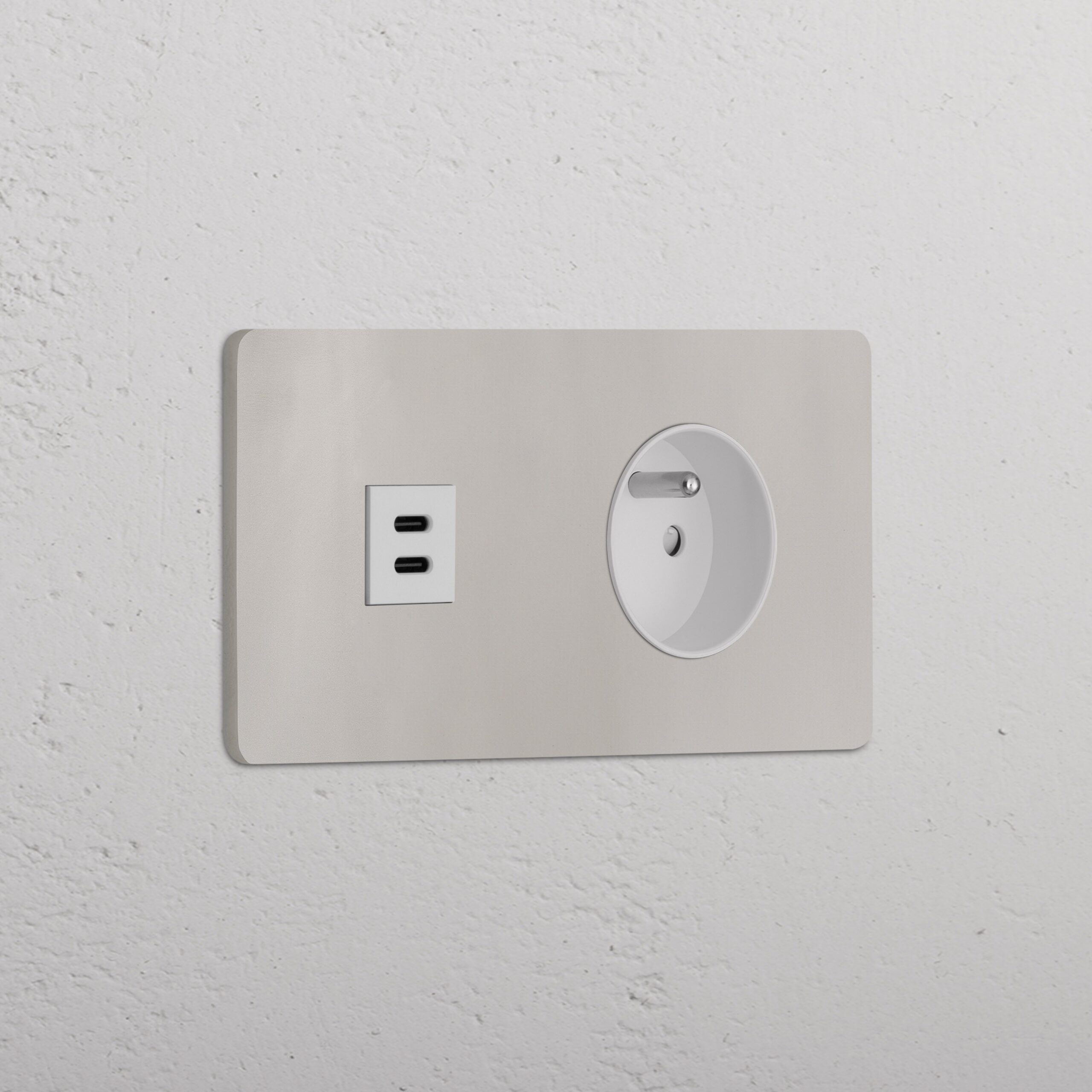 Grove Gniazdo USB-C 30 W i francusko/belgijskie typu E w podwójnej ramce – Polerowany nikiel, Biały