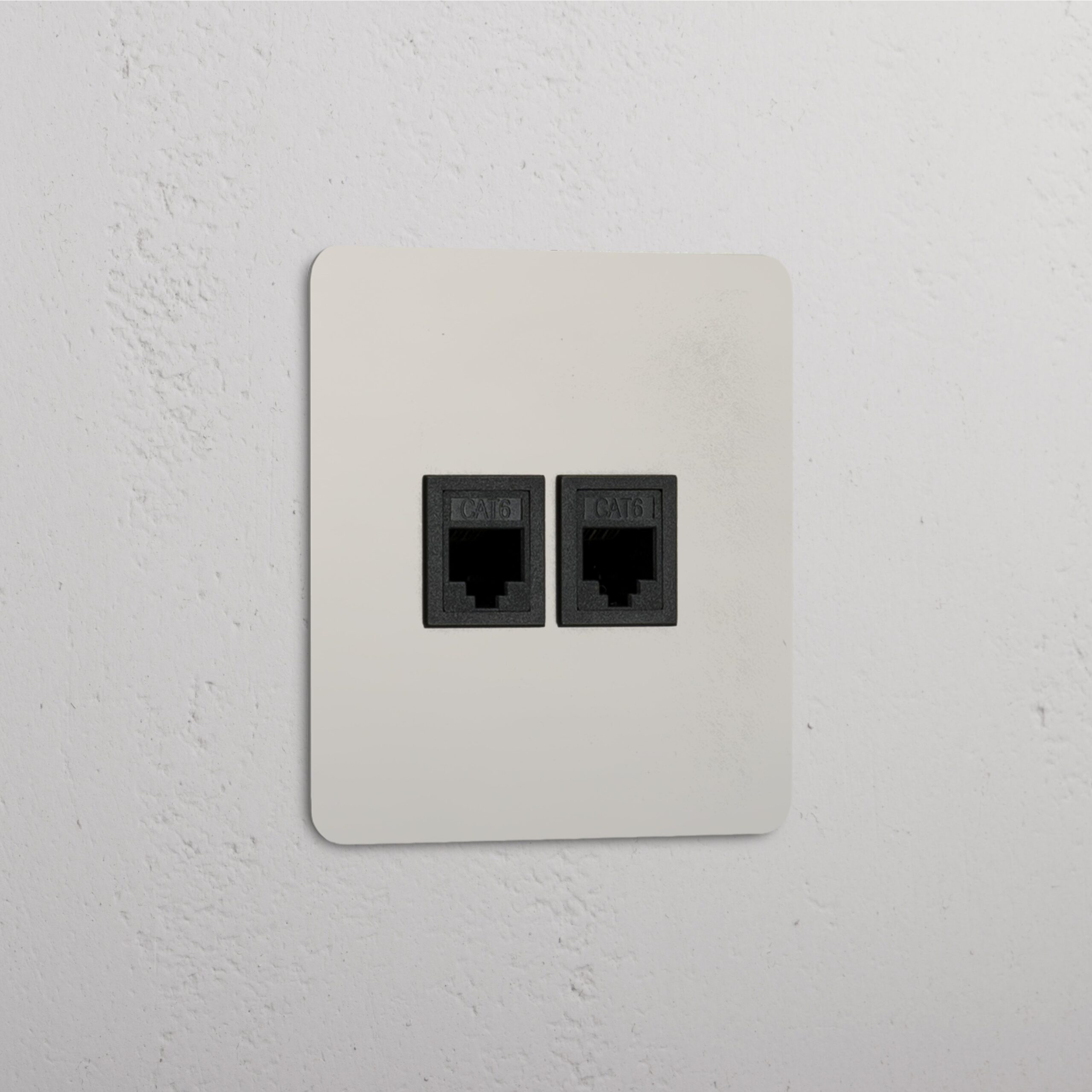 Kew Gniazdo RJ45 x 2 w pojedynczej ramce – Polerowany nikiel, Czarny
