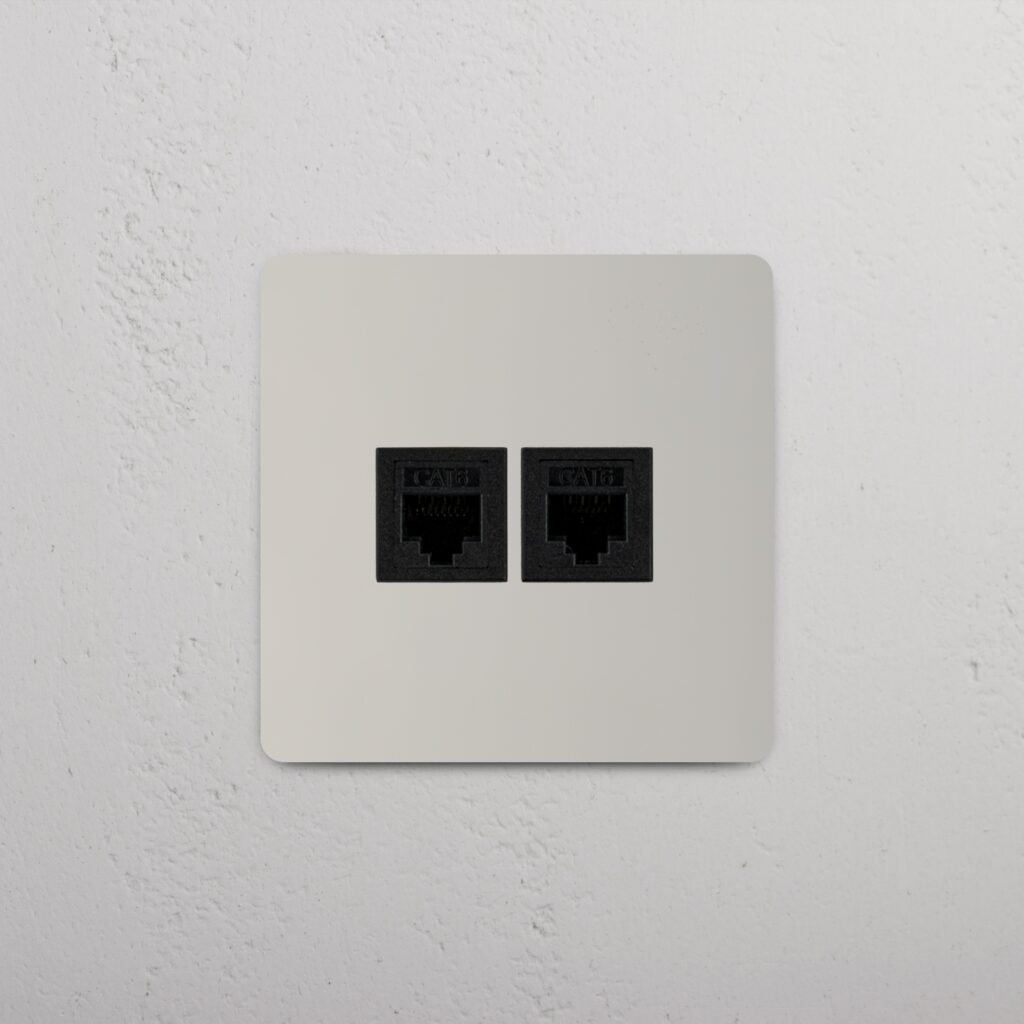 Kew Gniazdo RJ45 x 2 w pojedynczej ramce – Polerowany nikiel, Czarny