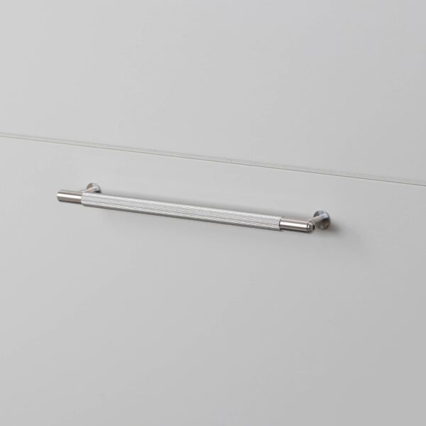 Uchwyt meblowy Linear średni – Srebrny