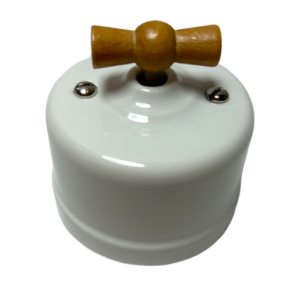 Ceramiczny natynkowy włącznik dzwonkowy zwierny biały z drewnianym pokrętłem